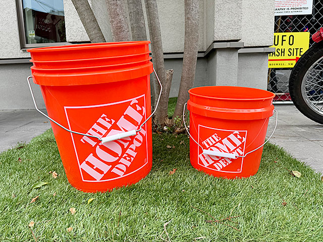 ホームデポ　ガレージバケツ　（大小2個セット）　19L＆7.5L　5ガロン＆2ガロン　MADE IN U.S.A.　洗車バケツ　収納　ゴミ箱　鉢カバー |  | 10