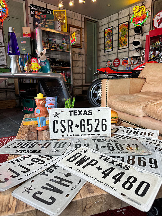 アメリカ　USEDナンバープレート　（テキサス州）　ライセンスプレート ■ アメリカン雑貨 アメリカ雑貨 |  | 02
