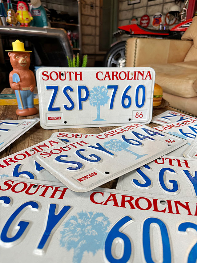 アメリカ　USEDナンバープレート　（サウスカロライナ州）　ライセンスプレート ■ アメリカン雑貨 アメリカ雑貨 | 