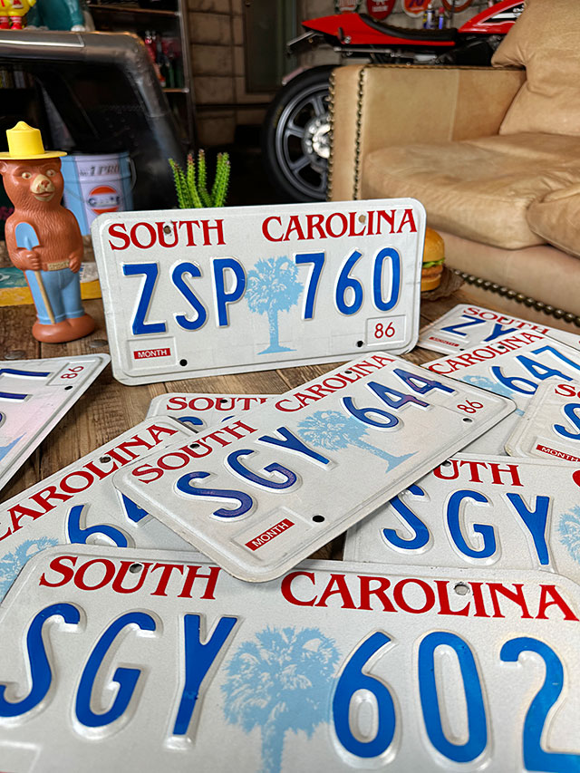 アメリカ　USEDナンバープレート　（サウスカロライナ州）　ライセンスプレート ■ アメリカン雑貨 アメリカ雑貨 |  | 03