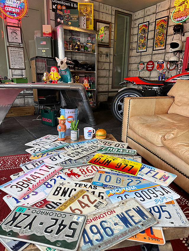 アメリカ　USEDナンバープレート　（ランダムチョイス/単品/1枚）　ライセンスプレート ■ アメリカン雑貨 アメリカ雑貨 |  | 03