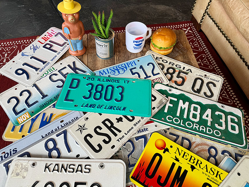 アメリカ　USEDナンバープレート　（ランダムアソート/10枚セット）　ライセンスプレート ■ アメリカン雑貨 アメリカ雑貨 |  | 01