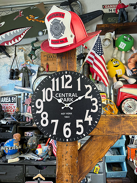 ニューヨーク　セントラルパーク　クロック　壁掛け時計 ■ アメリカン雑貨 アメリカ雑貨 |  | 05