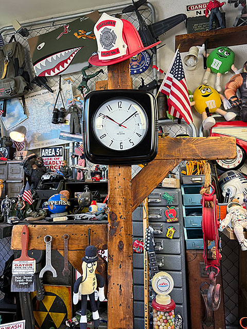 ポストジェネラル　ビスファム　ウォールクロック　（ブラック）　時計　インダストリアル ■ アメリカ雑貨 アメリカン雑貨 |  | 02