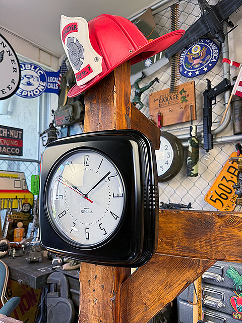 ポストジェネラル　ビスファム　ウォールクロック　（ブラック）　時計　インダストリアル ■ アメリカ雑貨 アメリカン雑貨 |  | 05