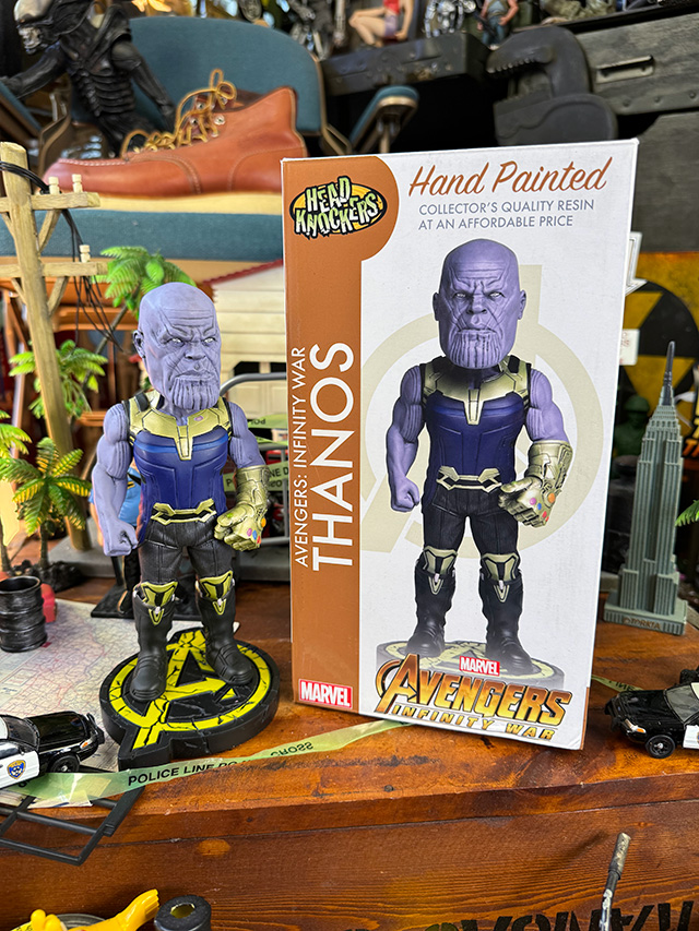 NECA　マーベル　アベンジャーズ　サノス　ヘッドノッカー　ボブルヘッド　ボビングヘッド　公式グッズ ■ アメリカ雑貨 アメリカン雑貨 |  | 09