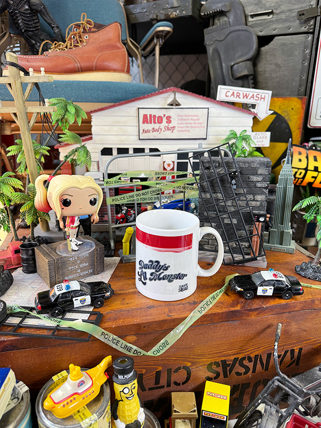 ハーレイ・クイン 　Daddy’s Lil Monster　オフィシャル　マグカップ　315ml　公式グッズ ■ アメリカン雑貨 アメリカ雑貨 |  | 02