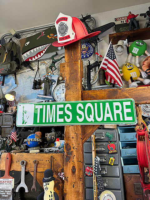 ニューヨーク　タイムズスクエア　ストリートサイン　ストリート看板　ブリキ看板 ■ アメリカン雑貨 アメリカ雑貨 |  | 04