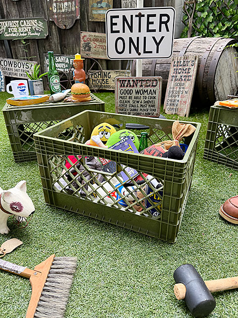 アメ雑屋さんがショップ什器としてよく使う　アメリカン　スタンダード　ミルククレート　（レクタングル/カーキ）　単品 | 