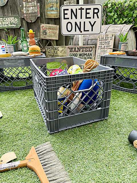 アメ雑屋さんがショップ什器としてよく使う　アメリカン　スタンダード　ミルククレート　（レクタングル/グレー）　単品 |  | 03