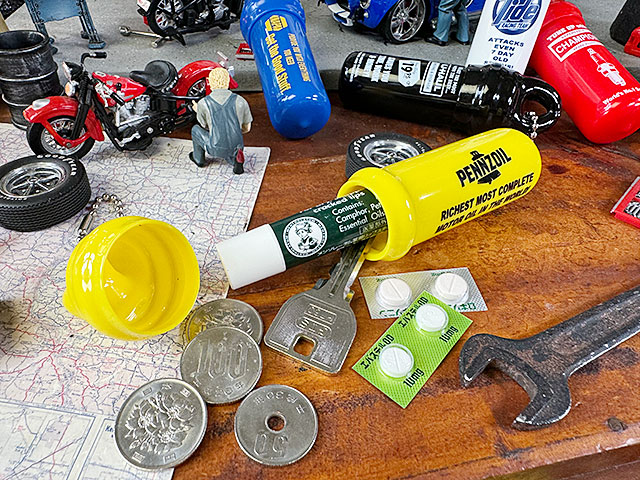 USA企業　ラバーマルチケース　（ペンズオイル）　ピルケース ■ アメリカン雑貨 アメリカ雑貨 | 