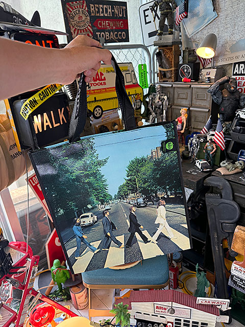 ビートルズ　アビイロード　オフィシャル　トートバッグ　ABBEY ROAD ■ アメリカン雑貨 アメリカ雑貨 |  | 02