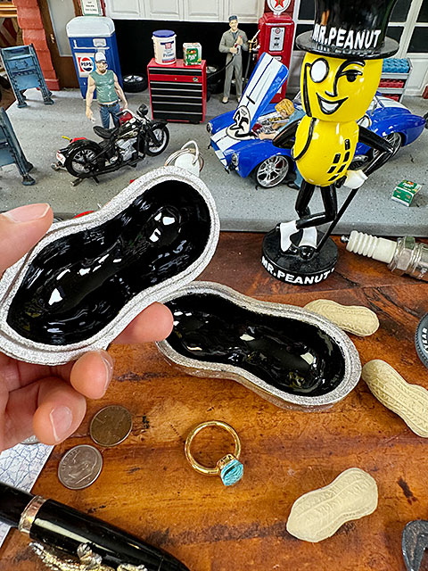 ピーナッツ　ヴィンテージテイスト　小物入れ　アルミ製 ■ アメリカン雑貨 アメリカ雑貨 爆買 |  | 03