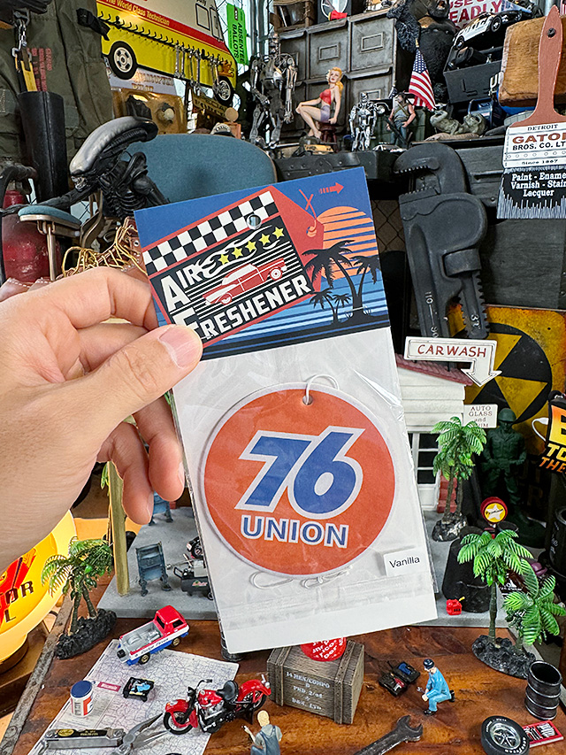 ユノカル76　エアーフレッシュナー　（バニラの香り） ■ アメリカン雑貨 アメリカ雑貨 |  | 02