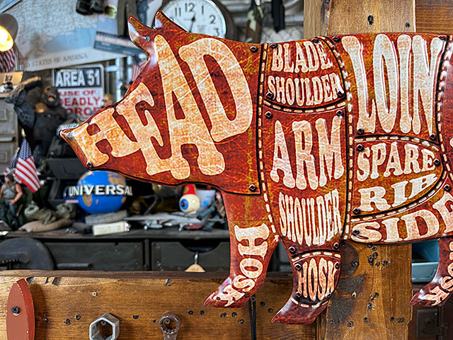 ブタ　ポーク　ミートカットチャート　エンボス　ティンサイン　ブリキ看板 ■ アメリカ雑貨 アメリカン雑貨 |  | 01