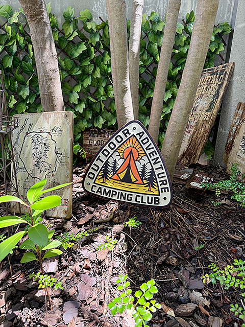 アウトドア　キャンプ　エンボスティンサイン　（テント）　ブリキ看板 ■ アメリカン雑貨 アメリカ雑貨 |  | 04