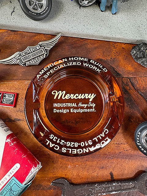 マーキュリー　ガラス　アシュトレイ　（アンバー/マーキュリーロゴ） ■ アメリカン雑貨 アメリカ雑貨 | MERCURY | 01