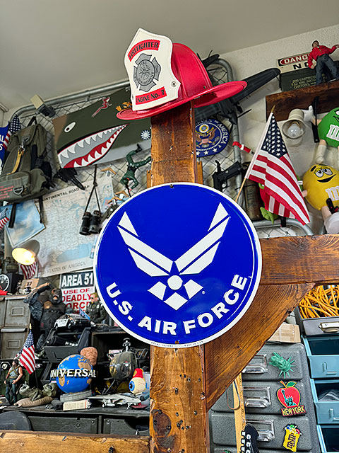 U.S.エアフォース　ラウンド型　ブリキ看板 ■ アメリカン雑貨 アメリカ雑貨 |  | 04