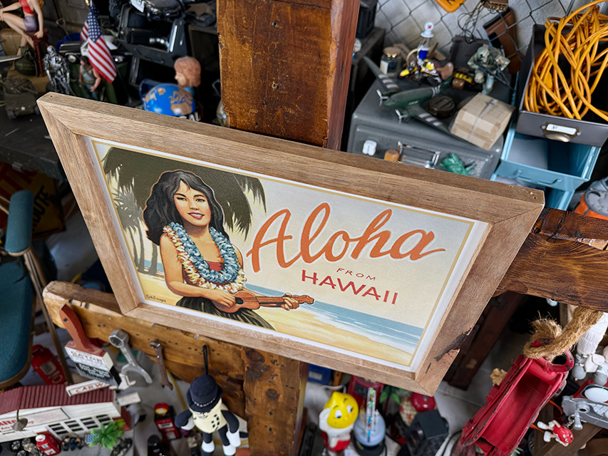 ハワイアン　ヴィンテージアート　ウッドフレーム　（ウクレレガール＆ビーチ） ■ アメリカン雑貨 アメリカ雑貨 |  | 01