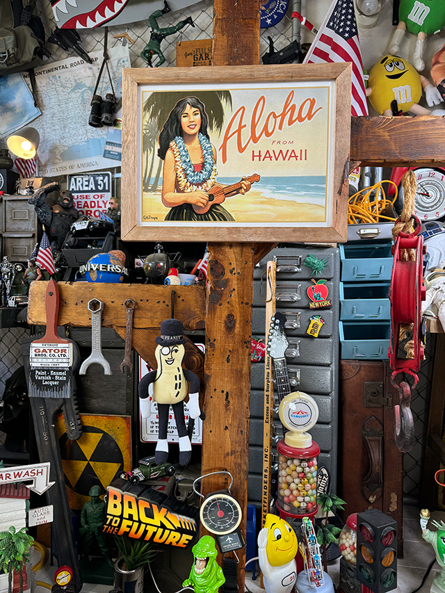 ハワイアン　ヴィンテージアート　ウッドフレーム　（ウクレレガール＆ビーチ） ■ アメリカン雑貨 アメリカ雑貨 |  | 03