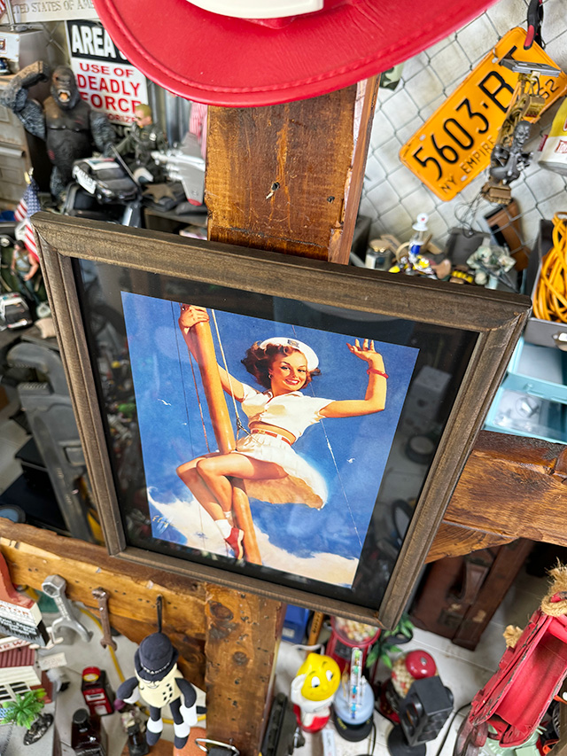 ピンナップガール　ヴィンテージポスター　ウッドフレーム　ミリタリー　U.S.ネイビー ■ アメリカン雑貨 アメリカ雑貨 |  | 03