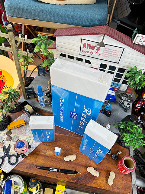 シード　レーダー消しゴム　最強ボスキャラ　SR-12000　（特大サイズ）　S-60の体積比218倍の大きさ　単品 ■ アメリカン雑貨 アメリカ雑貨 |  | 07