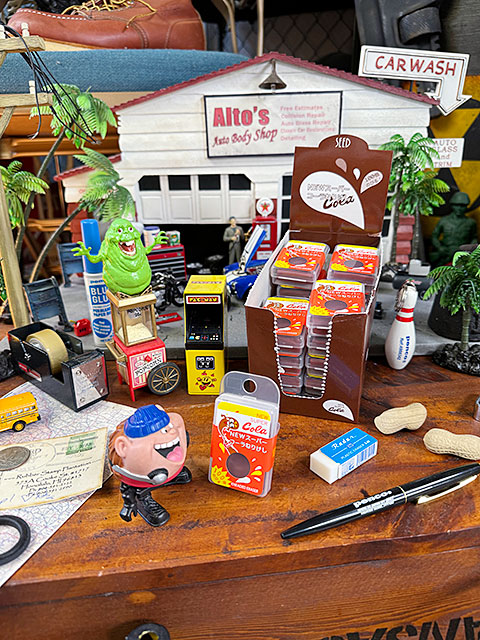 NEW　スーパーコーラ　ねりけし　（コーラの香り） ■ アメリカン雑貨 アメリカ雑貨 　 |  | 01