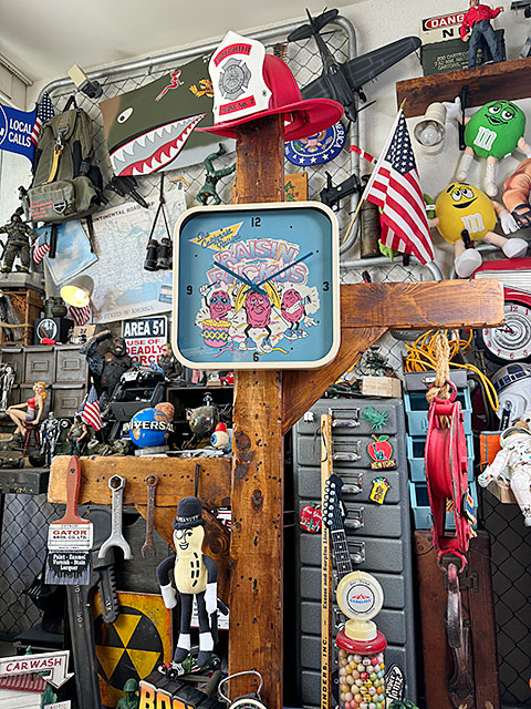 U.S. 80's　アドバタイジング　ヴィンテージ　クロック　（カリフォルニアレーズン） ■ アメリカン雑貨 アメリカ雑貨 |  | 03