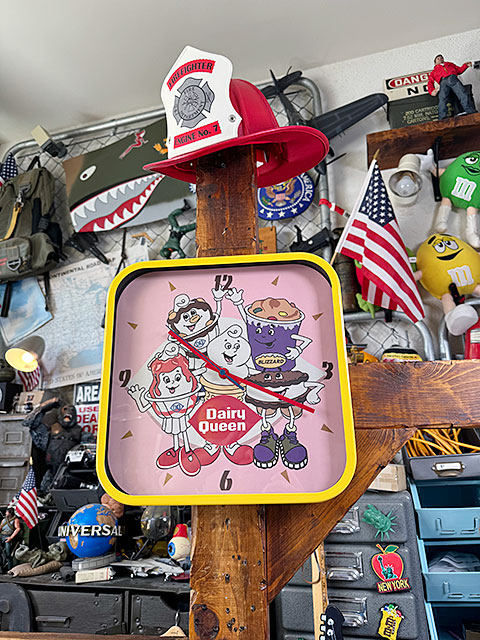 U.S. 80's　アドバタイジング　ヴィンテージ　クロック　（デイリークイーン） ■ アメリカン雑貨 アメリカ雑貨 |  | 06