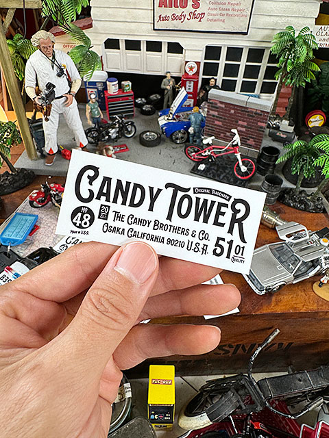 キャンディタワー　オフィシャル　ステッカー　Mサイズ　8.5cm　（ホワイト） ■ アメリカ雑貨 アメリカン雑貨 |  | 01