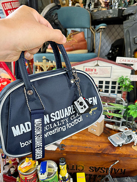 超小型　インスタント　デジタル　ミニカメラ　レトロワン　キーホルダー　写真＆動画撮影も可能 ■ アメリカン雑貨 アメリカ雑貨 爆買 |  | 07