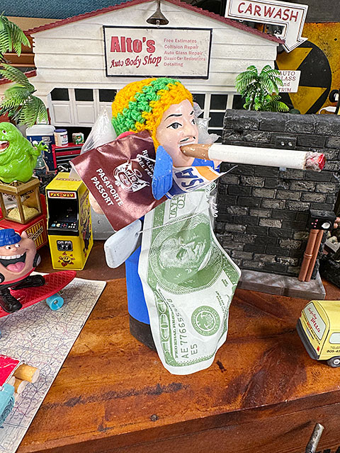 タバコ好きな福の神　願い事が叶う　エケコ人形　（ブルー）　ペルー産　※帽子色はランダムアソートでのお届けです |  | 03