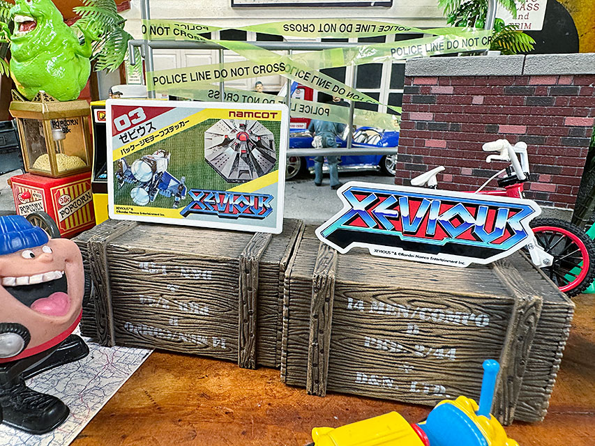 ナムコ　オフィシャル　ステッカー　ゼビウス　（ソフト＆タイトルロゴ）　初代ファミコン ■ アメリカン雑貨 アメリカ雑貨 |  | 02