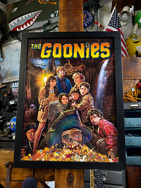 映画 グーニーズ 劇場版ポスター フレームアート □ アメリカン雑貨