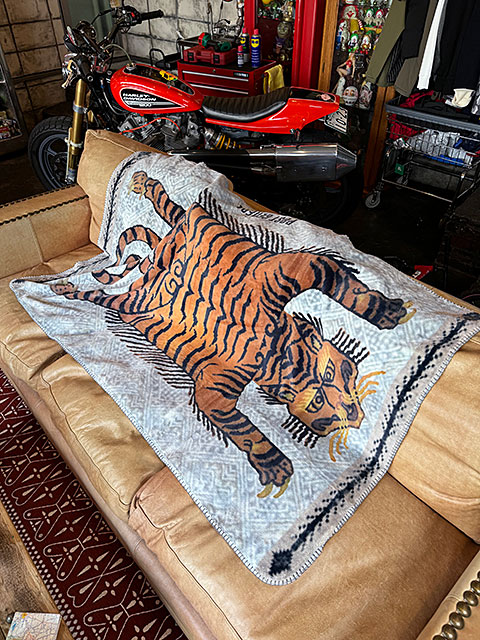 ポストジェネラル　フランネル　フリースブランケット　（タイガー）　90cm×150cm ■ アメリカン雑貨 アメリカ雑貨 |  | 09