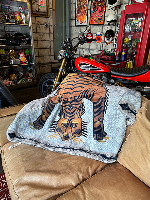 ポストジェネラル　フランネル　フリースブランケット　（タイガー）　90cm×150cm ■ アメリカン雑貨 アメリカ雑貨 |  | 10