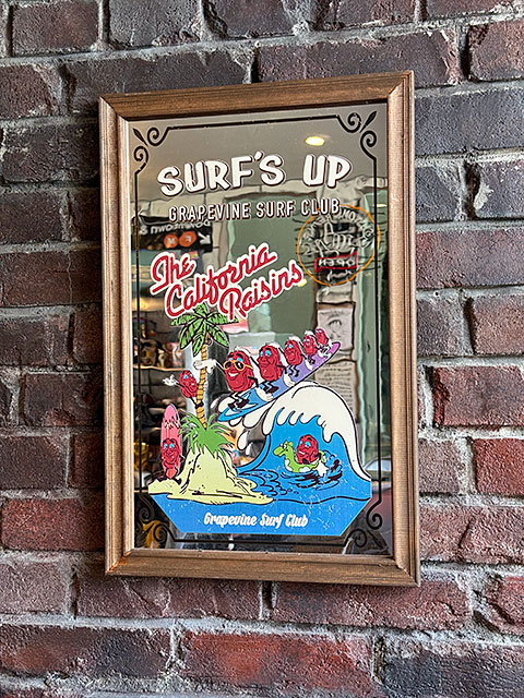 アメリカン　ウッド　パブミラー　（カリフォルニアレーズン/縦型） ■ アメリカン雑貨 アメリカ雑貨 | 