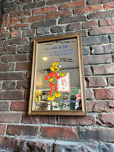 アメリカン ウッド パブミラー （レディキロワット/縦型