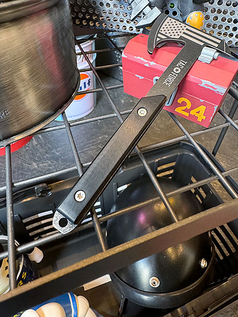 タックフォース　斧型　栓抜き＆アイスピック　Gotta Open It！　（ストーンウォッシュ） ■ アメリカン雑貨 アメリカ雑貨 |  | 02