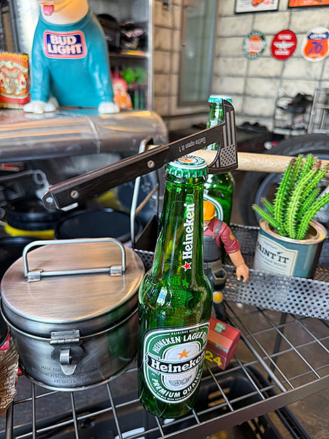 タックフォース　斧型　栓抜き＆アイスピック　Gotta Open It！　（ストーンウォッシュ） ■ アメリカン雑貨 アメリカ雑貨 |  | 09