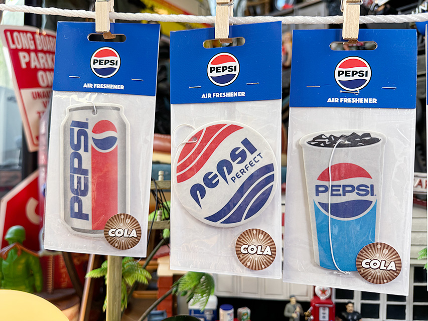 ペプシ　エアーフレッシュナー　（全6種セット）　コーラの香り×5、チェリーの香り×1 ■ アメリカン雑貨 アメリカ雑貨 |  | 01