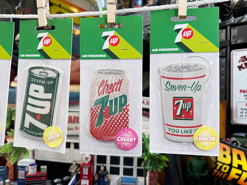 7UP　セブンアップ　エアーフレッシュナー　（全5種セット）　レモンの香り、チェリーの香り ■ アメリカン雑貨 アメリカ雑貨 |  | 02