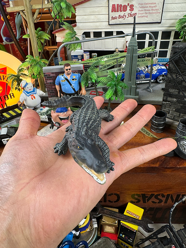 ワニ　フィギュア　Mサイズ　（クロコダイル）　爬虫類リアルフィギュア ■ アメリカン雑貨 アメリカ雑貨 |  | 05