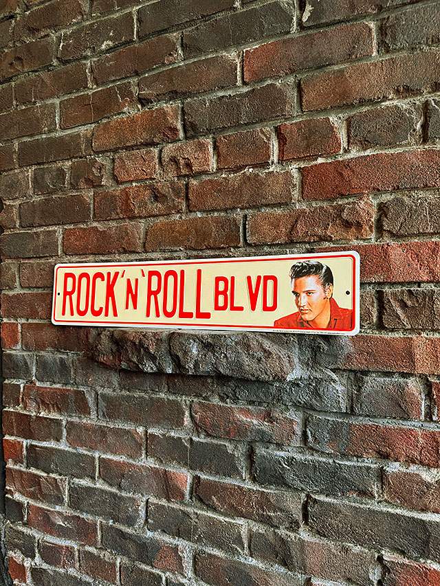 エルヴィス・プレスリー　ロックンロール　ストリートサイン　ブリキ看板 ■ アメリカン雑貨 アメリカ雑貨 |  | 05