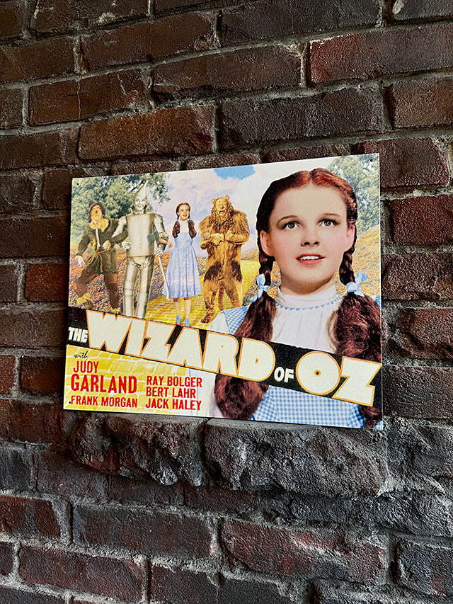 映画　オズの魔法使い　ブリキ看板　（黄色いレンガの道） ■ アメリカン雑貨 アメリカ雑貨 |  | 05