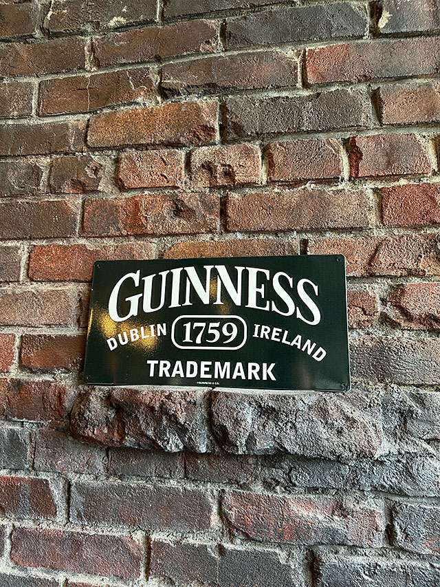 ギネス　1759ロゴ　ブリキ看板　アメリカン雑貨　アメリカ雑貨　グッズ |  | 03