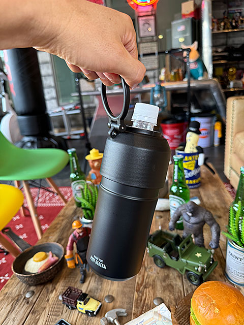 ポストジェネラル　ダブルウォール　保冷　保温　ペットボトルホルダー　500ml〜650ml　（ブラック）　真空断熱2重構造　ステンレス製 |  | 05