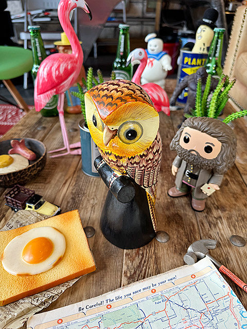 幸せを呼ぶ鳥　フクロウ　木彫り人形　ウッドカービング ■ アメリカン雑貨 アメリカ雑貨 |  | 02