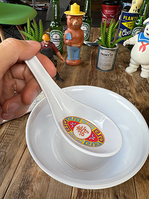 アメリカの中華街で使われてる　チャイニーズ　スープスプーン　単品　レンゲ　※ラーメン鉢は別売です ■ アメリカ雑貨 アメリカン雑貨 | 