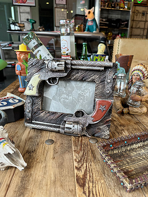 ダブルガン　フォトフレーム　ウエスタン　写真立て ■ アメリカン雑貨 アメリカ雑貨 |  | 08